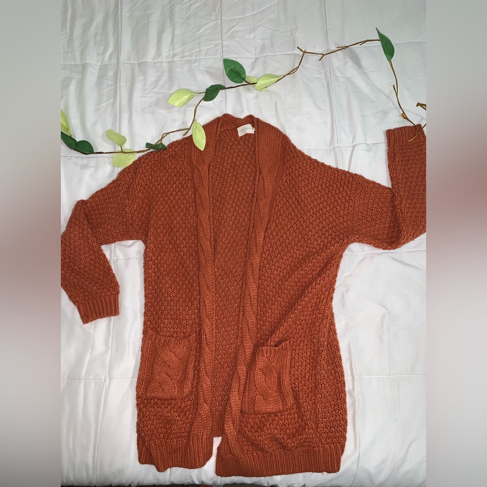 Knitted cardigan